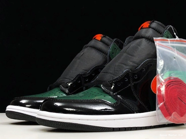 Retro Black Orange-Fir SoleFly x Team Air Jordan OG High AV3905-038 1 0710